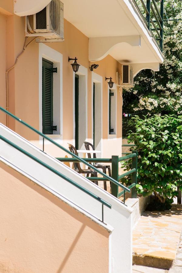 Lora Studios Ypsos Exterior photo